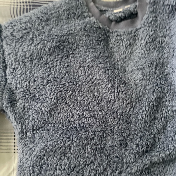 NWT GAP BLUE Sherpa Sweater 100% polyester size medium - Picture 3 of 8